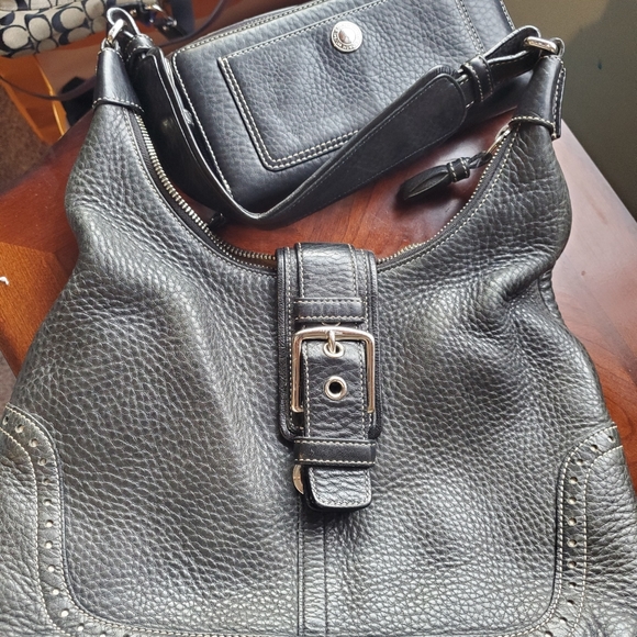 Coach - Picture 6 of 16